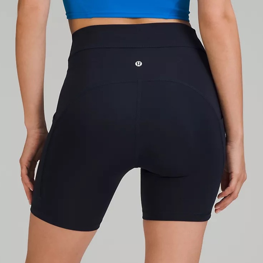 NEW LULULEMON Power Short Spandex, Tags still on!